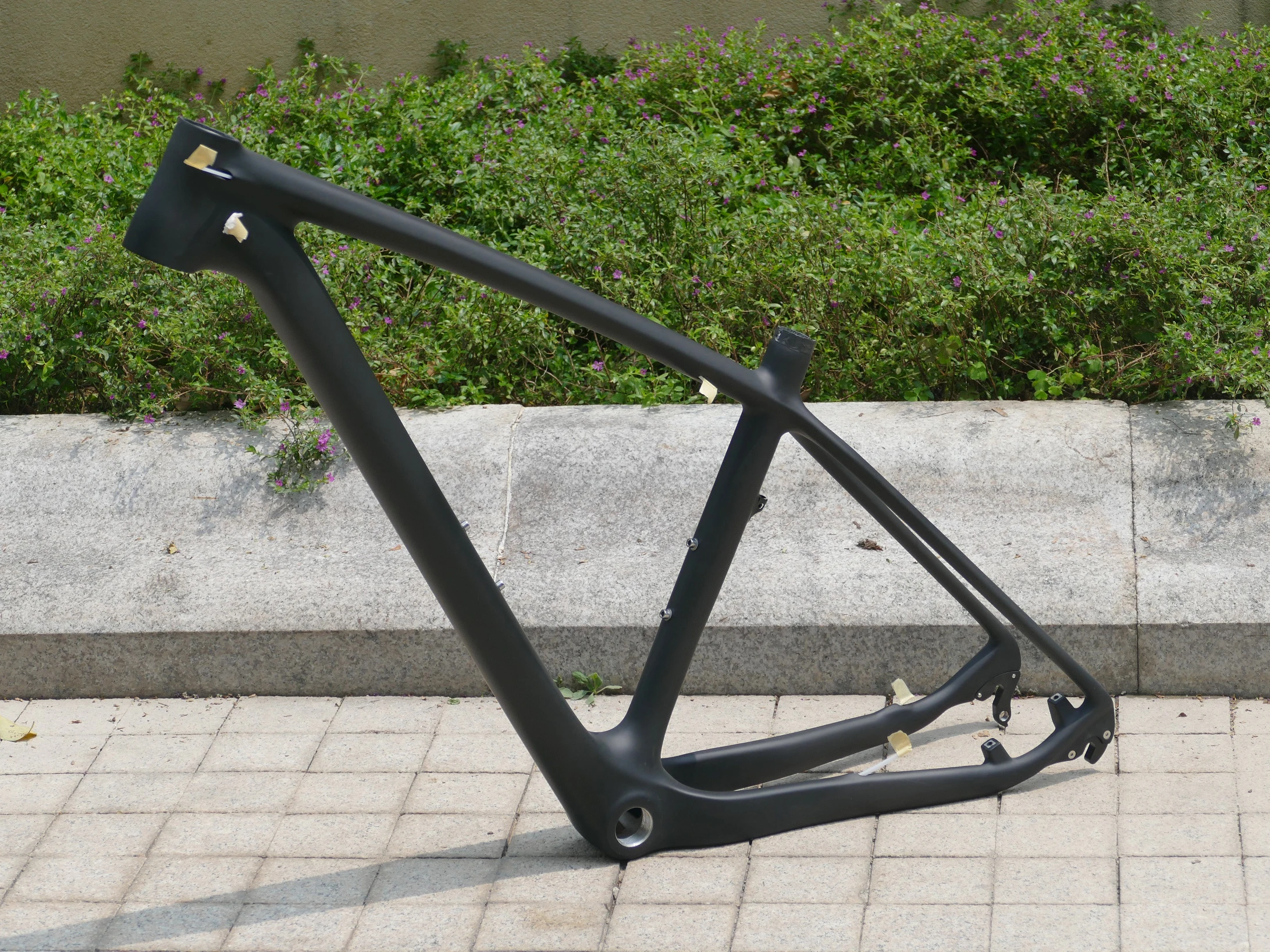 

Outlets 26ER Frame - Toray Carbon UD Matt Matte Disc Brake Frame Mountain Bike 26er MTB BSA Frame 17"