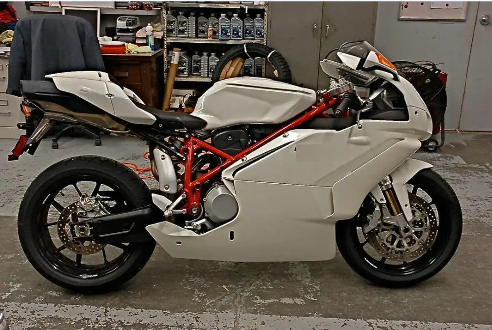 

Injection mold Fairing Kit for Ducati 749 999 03 04 DUCATI 749 999 2003 2004 ABS white Motorcycle Fairings set+7gifts DA06