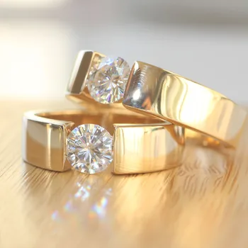 

DovEggs 6.5mm Wide 1 Carat New D/E/F Engagement Wedding Lab Grown Moissanite Diamond Ring For Men&Women 14k 585 Yellow Gold