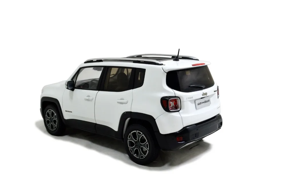 Renegade-2016-W-3