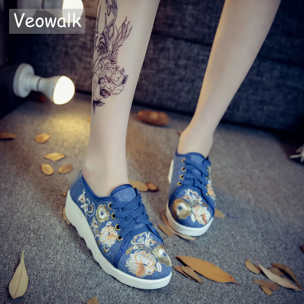 

Veowalk New Floral Embroidered Women's Casual Canvas Flat Platforms Ladies Lace-up Low Top Cotton Embroidery Comfortable Shoes