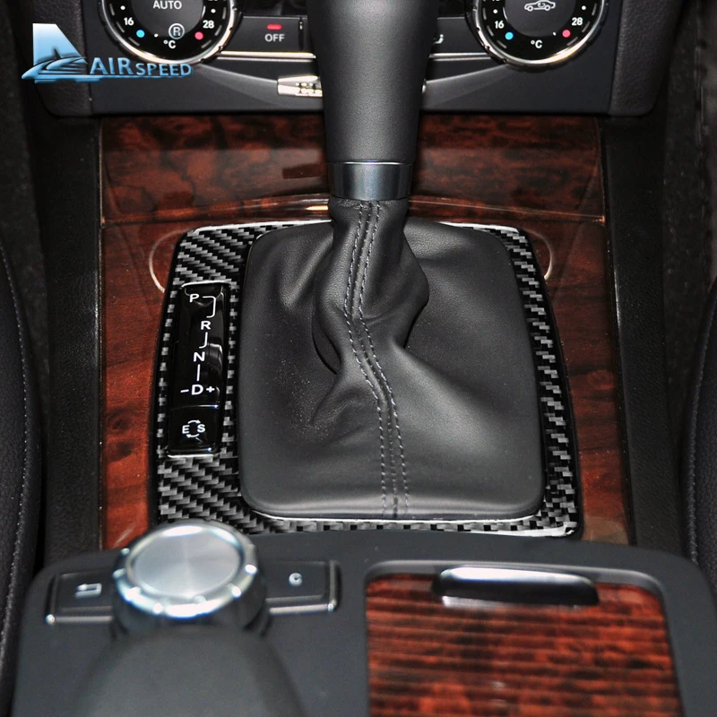 Tanie Prędkość dla Mercedes Benz W204 akcesoria dla W204 Mercedes Benz naklejki wykończenie wnętrza z włókna węglowego pokrywa panelu zmiany biegów samochodu