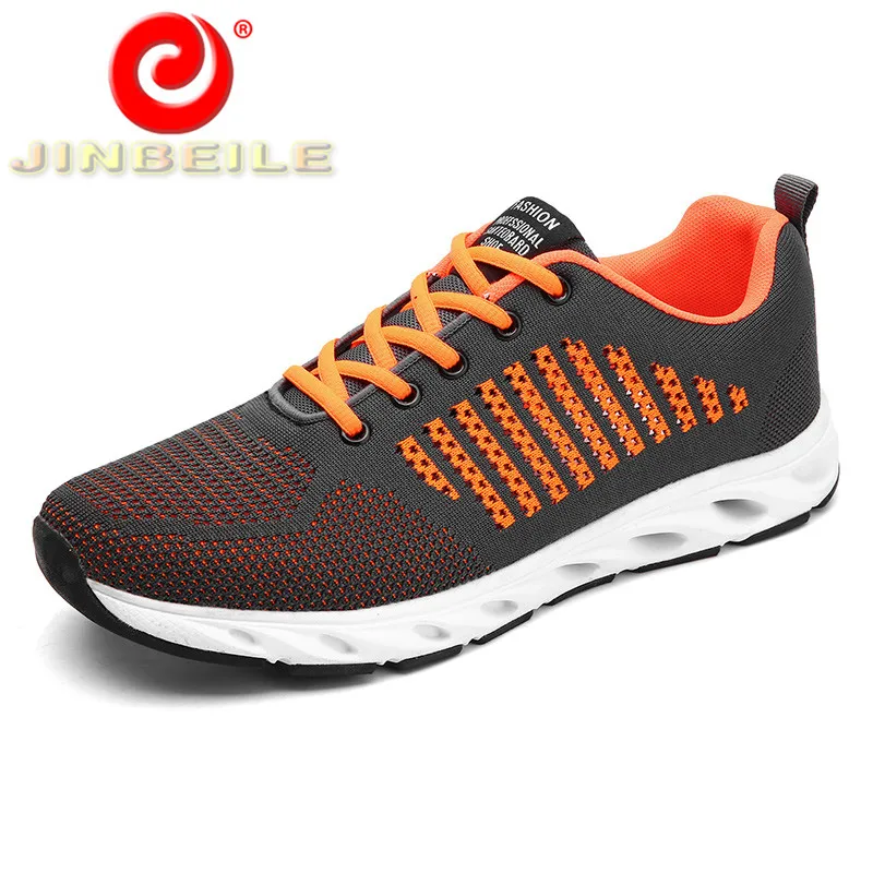 flexible sole running shoes