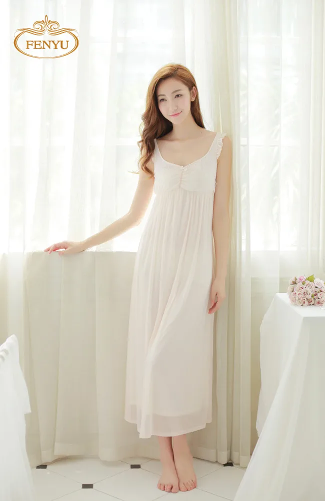 Women's Sleepwear Nightgowns and sleepshirts are available in a variety of fits, styles, and materials so you can choose the right loungewear for your comfort needs. Picking a material Women's nightgowns come in .