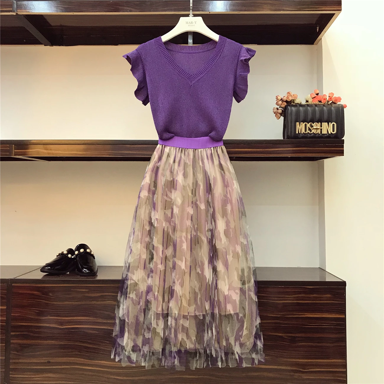 

2018 New Summer Fashion Women's Sets Ruffles Sleeveless Knitting Tops + Ultra Long Elegant Gauze Skirts Female Goddess Suits