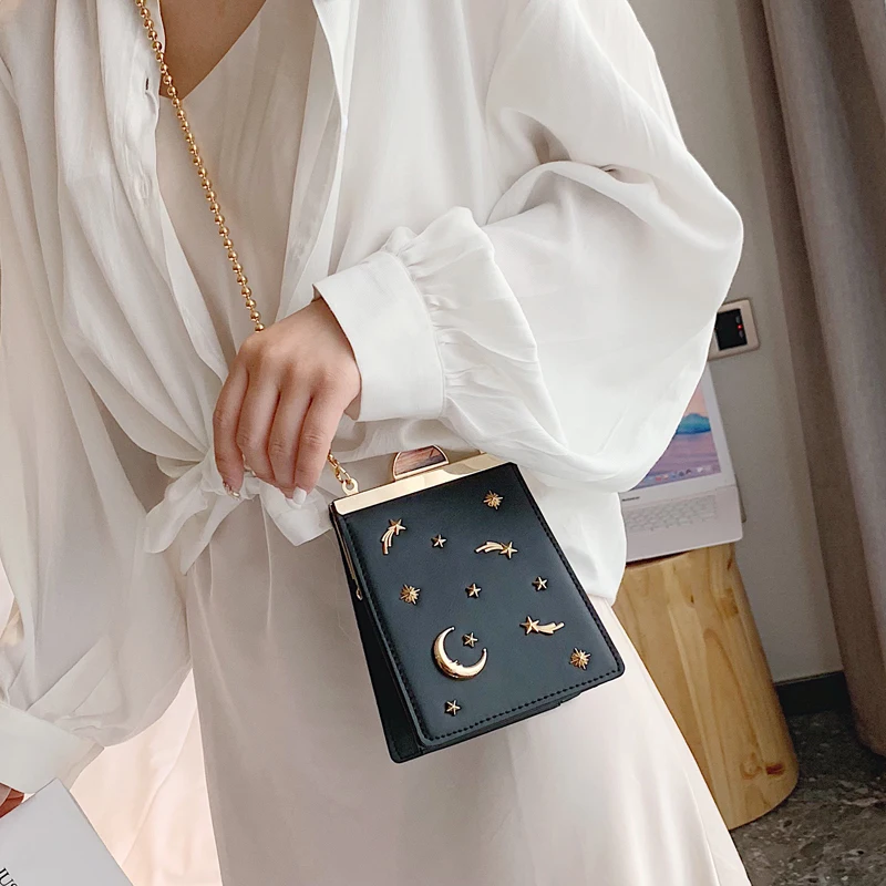 Pаспродажа Модная дамская сумочка кошелек из искусственной кожи на цепочке, карамельный цвет, звезды, луна, пряжка значок, сумка через плечо, мини сумка...
