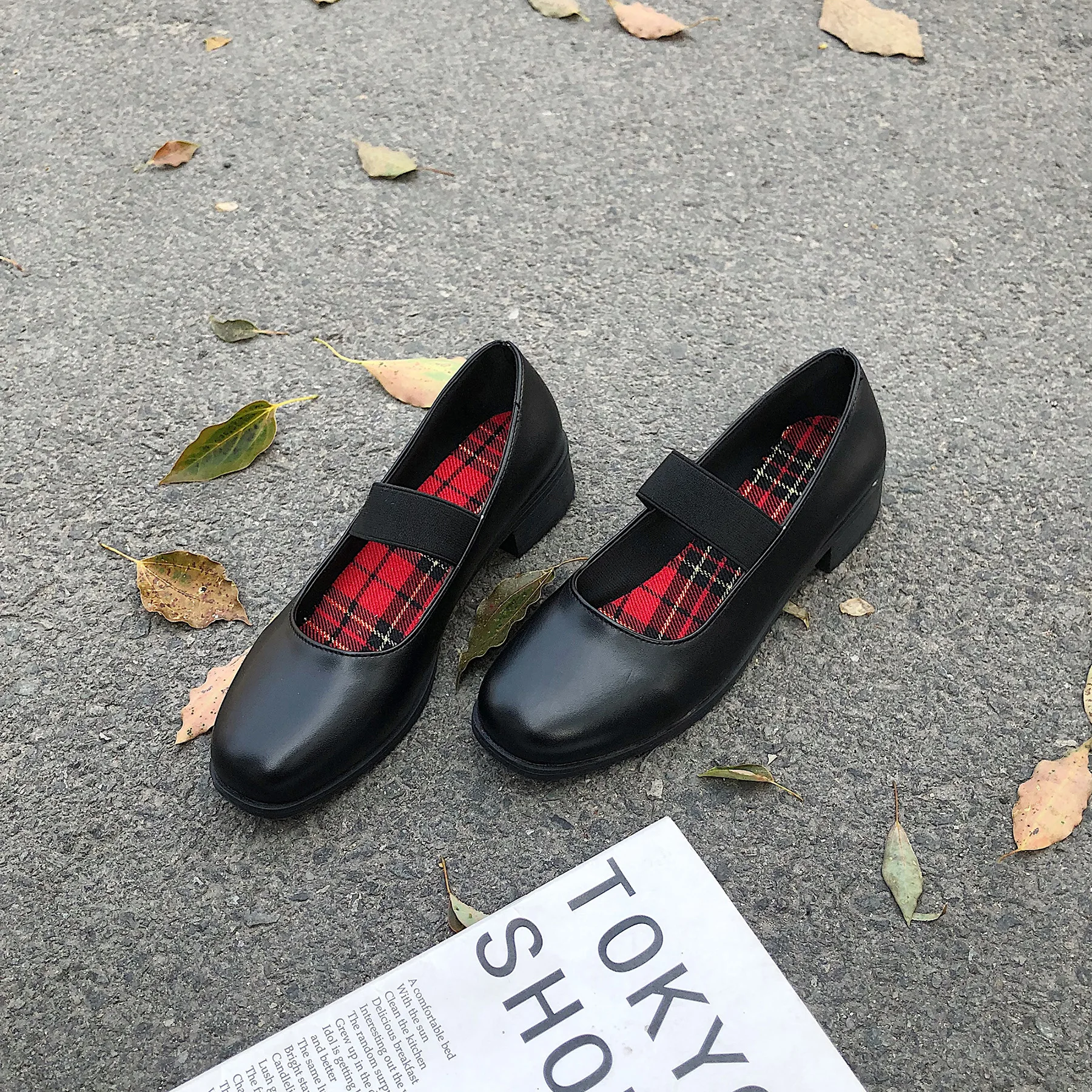 

Ins Black Leather Shoes Women British Wind 2019 Spring New Type Untied Slipper Flat Sole Lefu Shoes