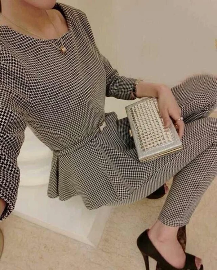 y04