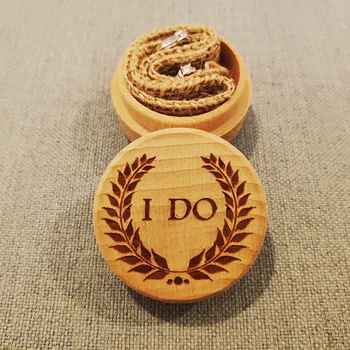 

Round Wood Ring Box with Wreath Wedding Ring Bearer Pillow Alternative Engagement Wood Memory Engraved Ring Jewellery Boxes
