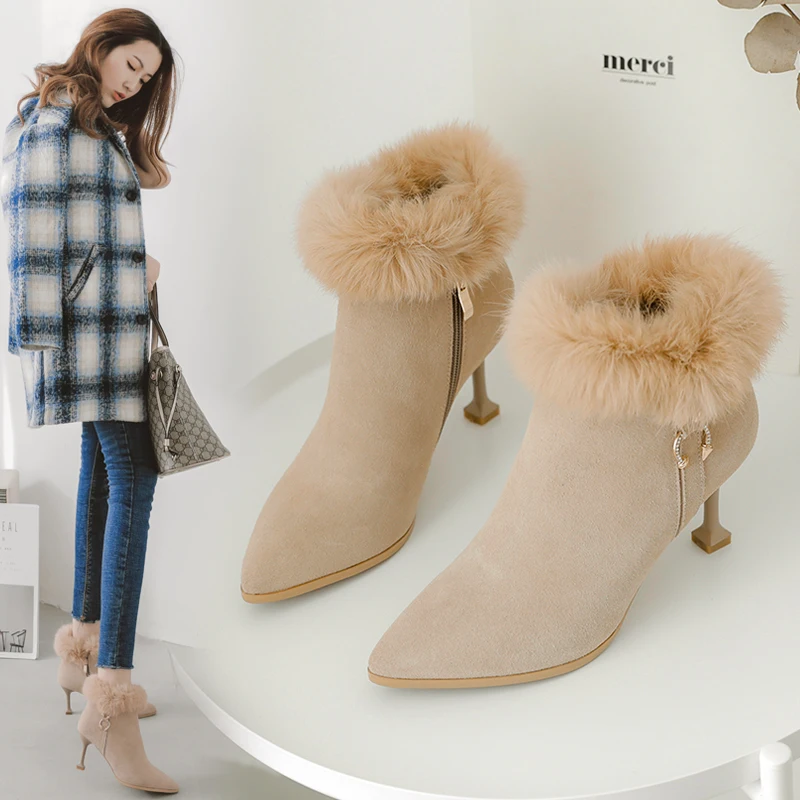 

MYCOLEN Black Ankle Boots Women Pointed Toe Chelsea Boots Luxury Designers Woman Soft Autumn Winter Boot Solid Short Boot