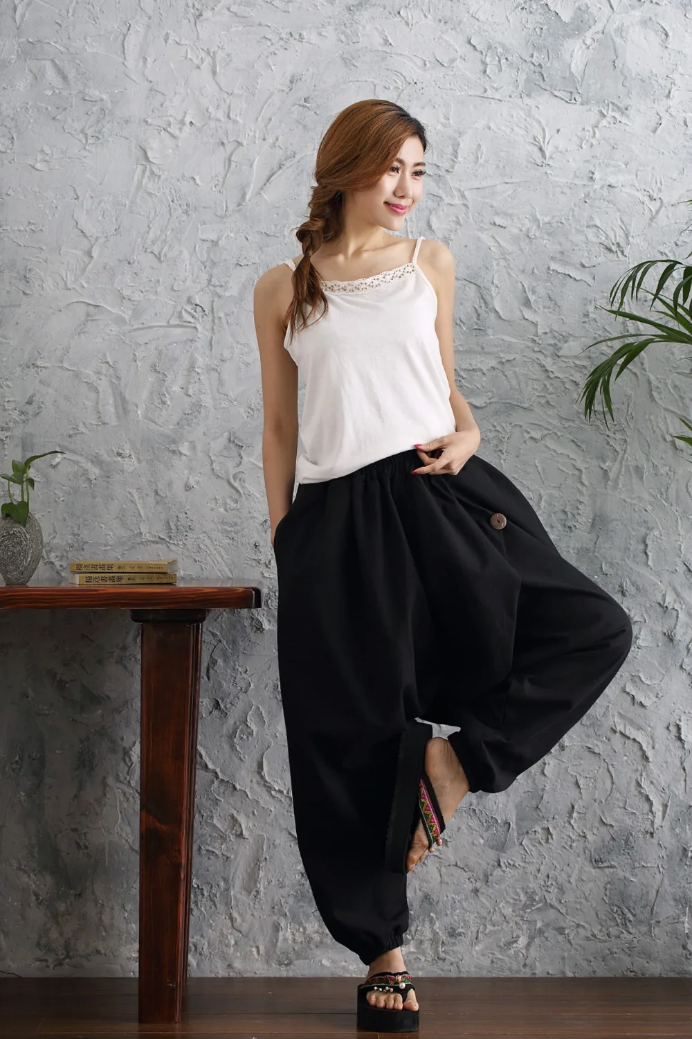 Women Spring Summer Bloomers Female Casual Travel Harem Pants [Black]