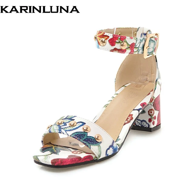 Karinluna Women's Embossed Flower Shoes Woman Summer Ankle Strap Chunky Heel Rivet Sandals 2018 Big Size 34-43