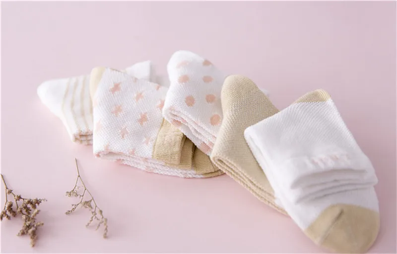 2017 New Fall Children Candy Color Cotton Stripe Sock Baby Boy Socks Baby Boy Socks Newborn Anti Slip Sock Kids Cute Wear Free18