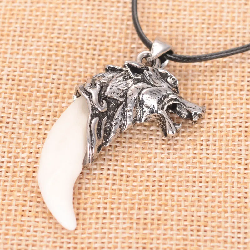 Wholesale Newest Men Antique Wolf Fang Tooth Pendant Necklace Vintage