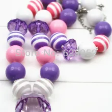 10 шт. в партии Новое поступление розовый и фиолетовый коренастый жевательная резинка твердых ожерелье pandent cb063