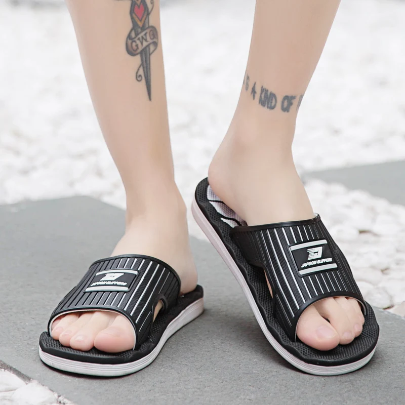 

YRRFUOT Summer Big Size Men's Slippers High Quality Fashion Casual Shoes Light Breathable Outdoor Original Non-slip Men Sandals