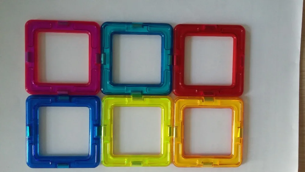 plastic magnetic building squares