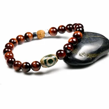 Bijou Oeil de Tigre Rouge avec Rudraksha