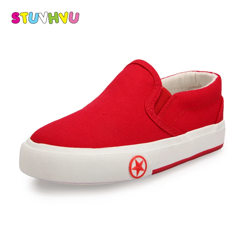 جديد الصلبة اللون حذاء قماش للأطفال للجنسين بنين بنات أحذية رياضية كاجوال الانزلاق على الاطفال حذاء مسطح رياضية أبيض أسود أحمر أزرق وردي