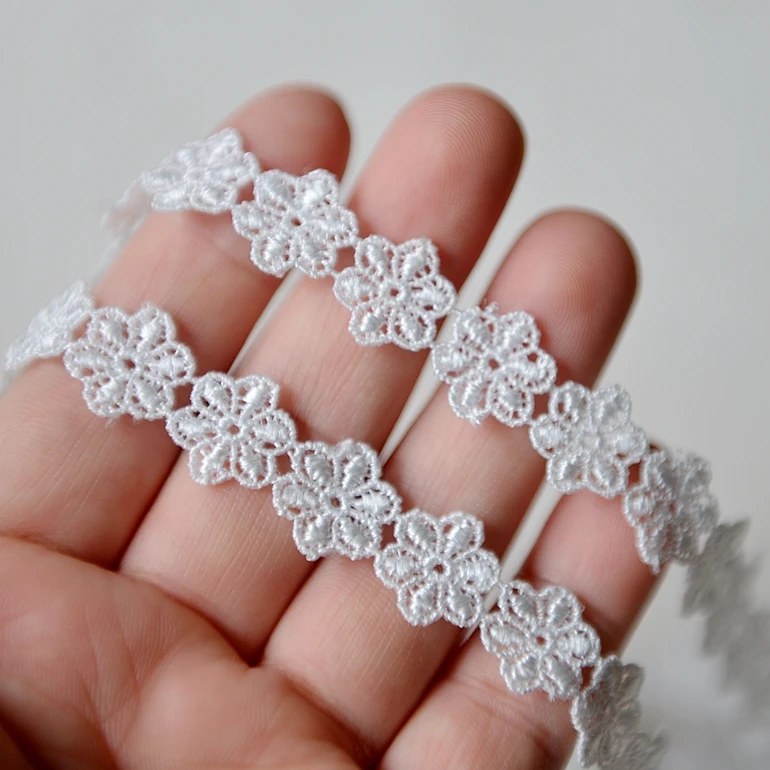 

M836 Lace Accessories Lace Necklace Clothing Doll Retro dress Plum water soluble lace width 1.4cm