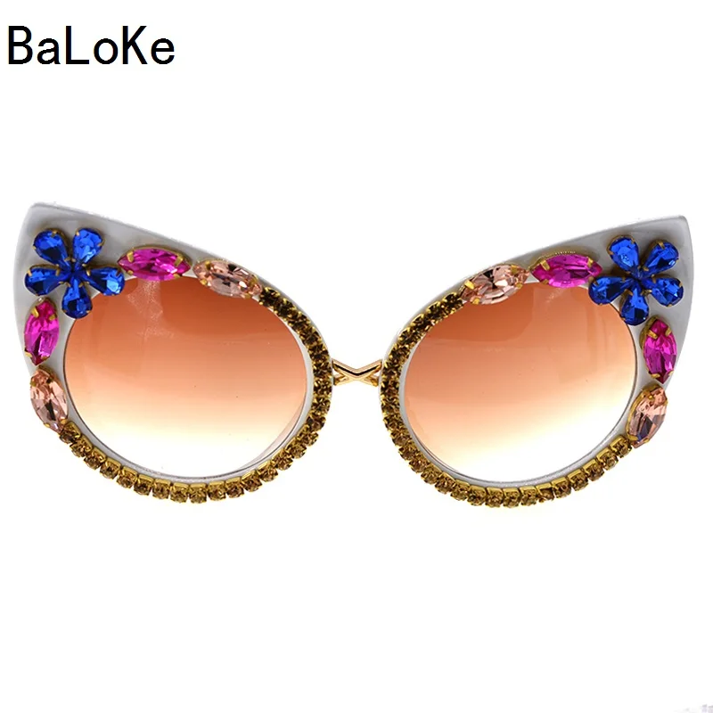 

High Quality Rhinestone Cat Eye Sunglasses Women New Brand Designer Retro Sun Glasses For Woman Shades Clear Sunglasses