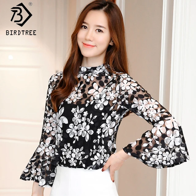 Special Price Spring Summer Butterfly&Floral Lace Women Shirts 2018 Elegance Sweet Flare Sleeves Round Collar Tops Female Blouses Hots T81473A