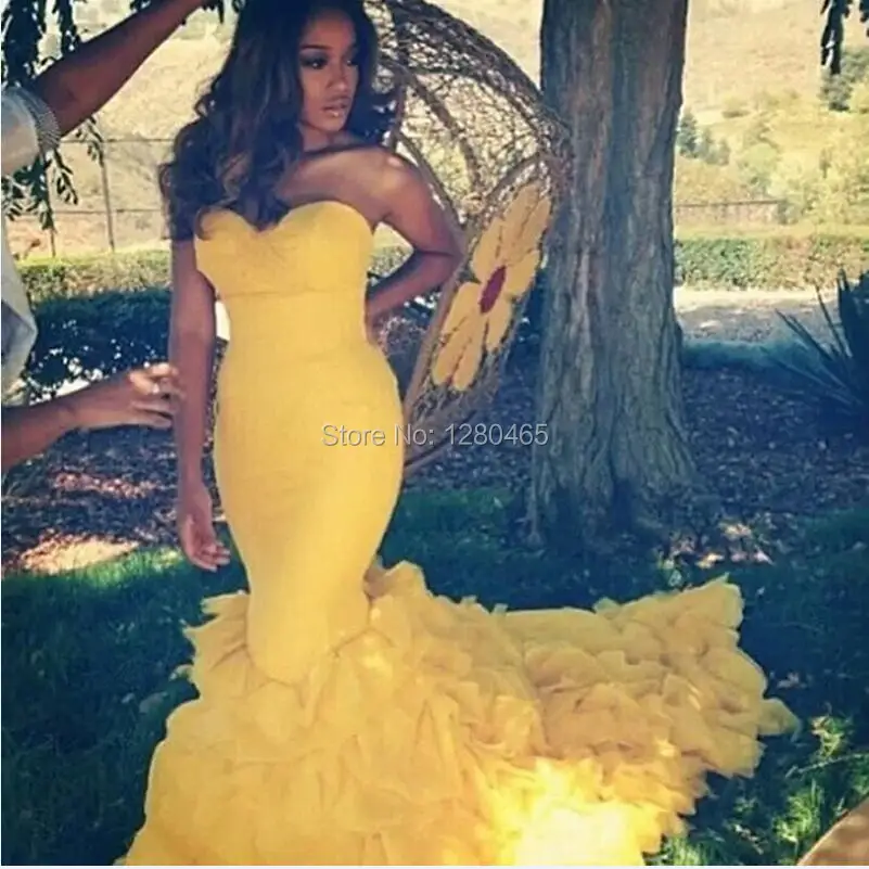 Abito cocktail giallo argento Abito cocktail giallo argento