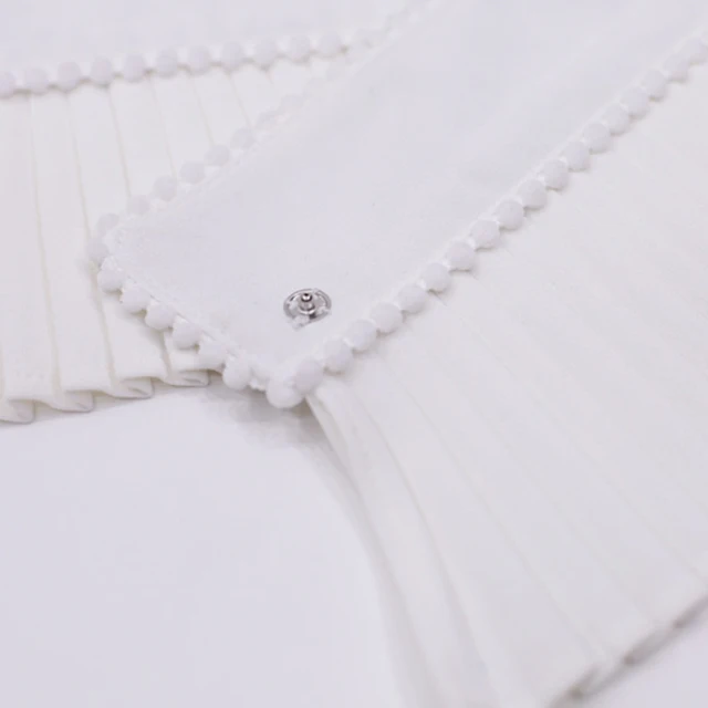 TWOTWINSTYLE Beading Cuff For Women Ruffles Pleated White Hidden Breasted Cuffs Spring Female Vintage Fashion