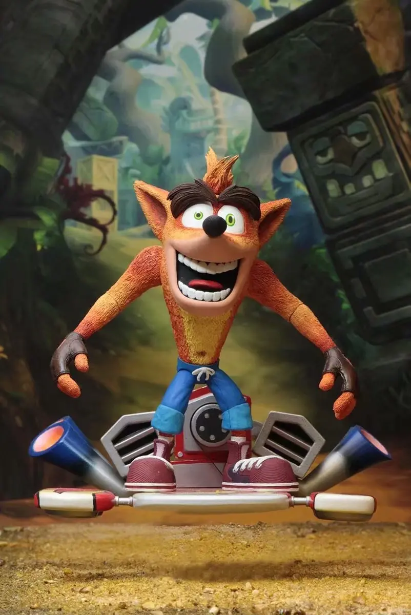 NECA Летающая версия Crash Bandicoot of Mad Strike Трилогия Классическая игра шарнирная подвижная Коллекция игрушек Фигурки 18 см