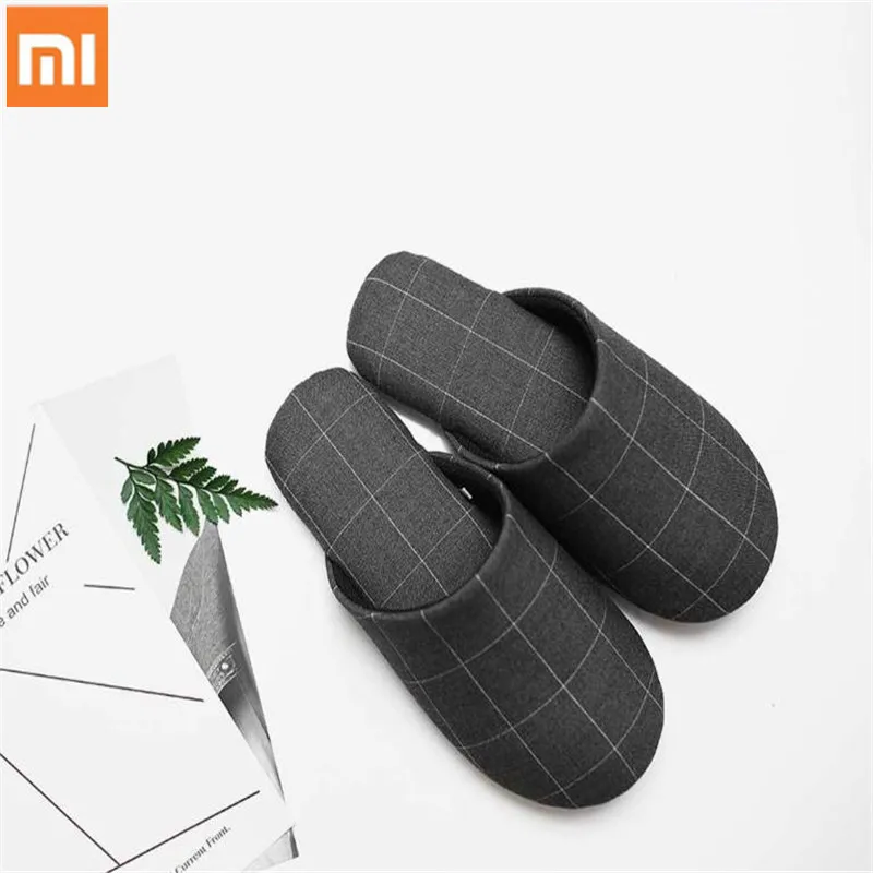 

Xiaomi One cloud indoor Home slippers lithe Non-slip TPR Sole light-weight soft comfortable winter cotton slippers for men