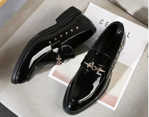 Pic Occasionnels Boucle En Personnalisé Slip Chaussures Bout Simples Weding De Mode Verni Cuir on Rivets Hommes As Pointu PTT8qwUg