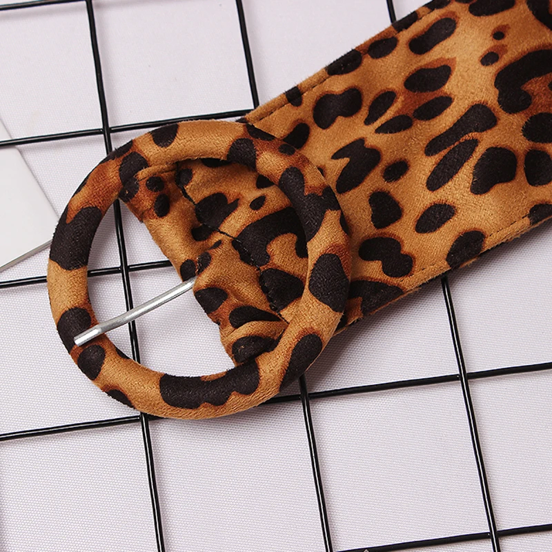 TWOTWINSTYLE двойной уход за кожей лица бархат ремень для женщин леопардовым принтом ширина ремни женские интимные аксессуары осень 2018 г