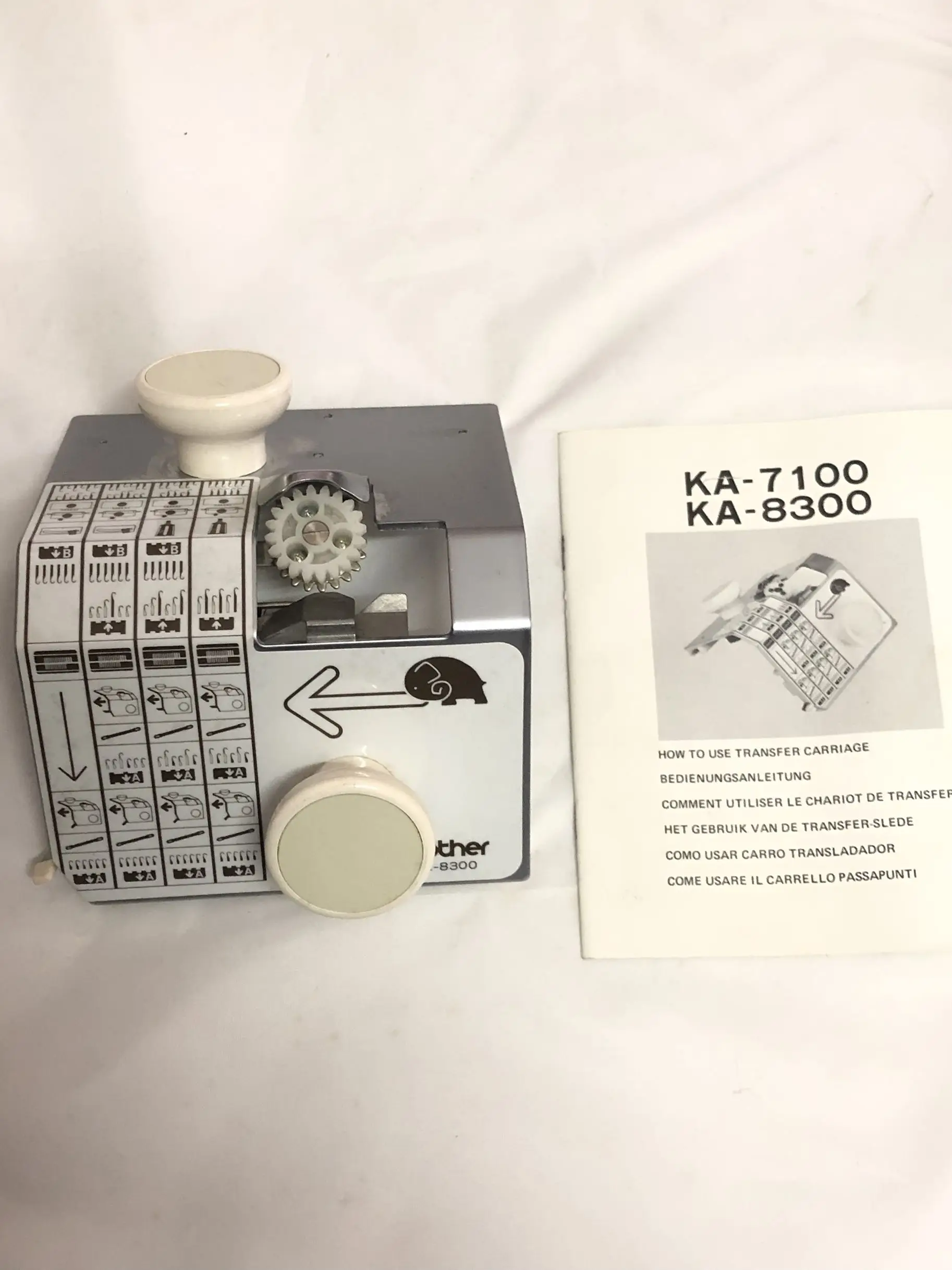 

Brother brand knitting machine sweater machine Original needle machine head KA8300