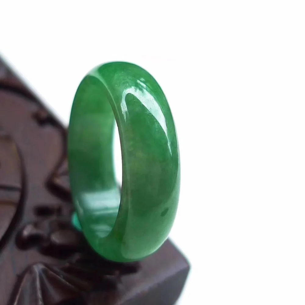 

Vogue Pretty Jewelry green Fine Stone rings