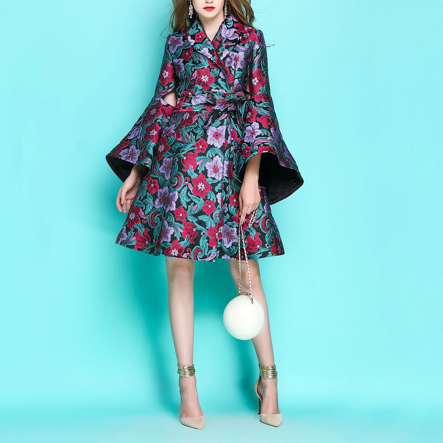 Manteaux De Kj371 Longue Tranchée Coupe Ayunsue Manteau vent Femmes Flare Manches Flower 2018 Broderie Sobretudo Feminino Vêtements qxgwn17f