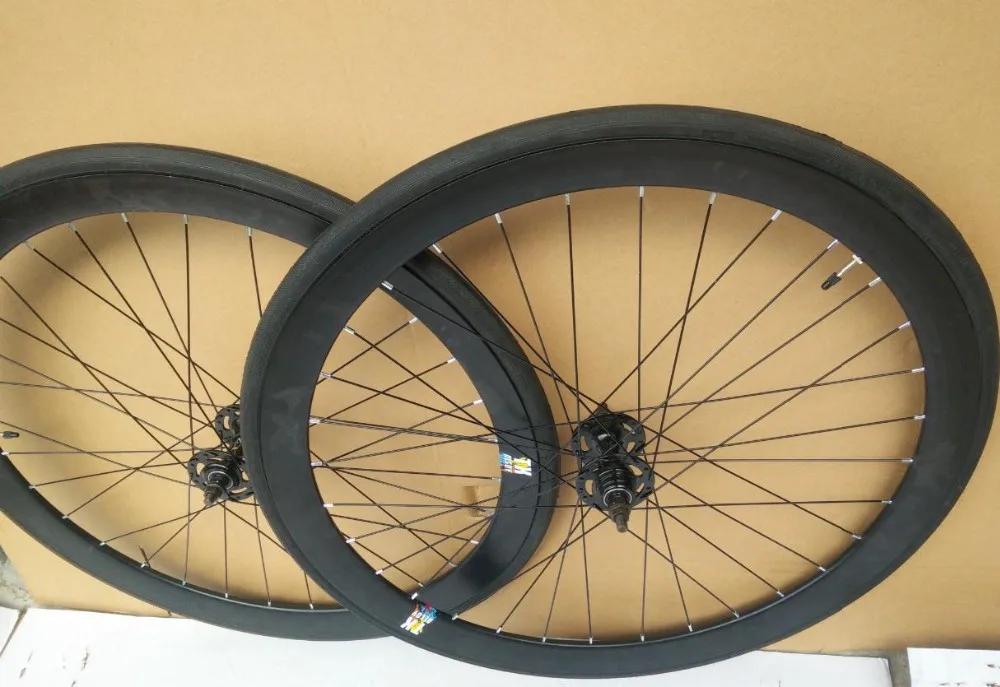 Best Road  bike part  700C  Fixed gear bike wheels ,  ball hubs, 40mm  700C*23 tires Fixed gear bicycle wheels 3