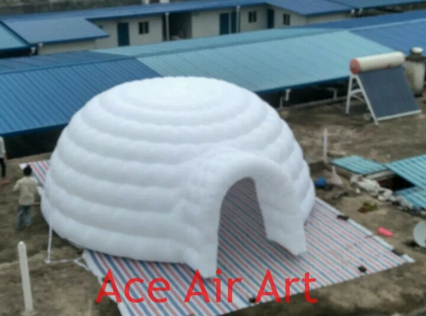 Немецкий клиент оценивая гигантский плоский верхний купол надувная палатка, иглу купол палатка для Deutschland Сделано в Китае