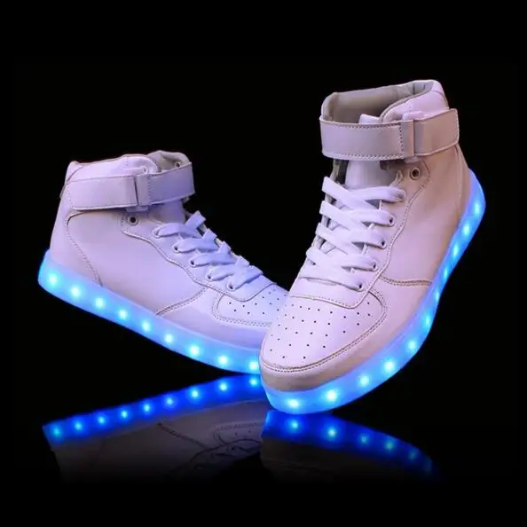 Piscina esencia tornillo Unisex zapatillas cabritos LED/intermitente luces conveniente para la  longitud de pie 15 cm 27 cm|kids sneakers|kid light sneakerskids led -  AliExpress