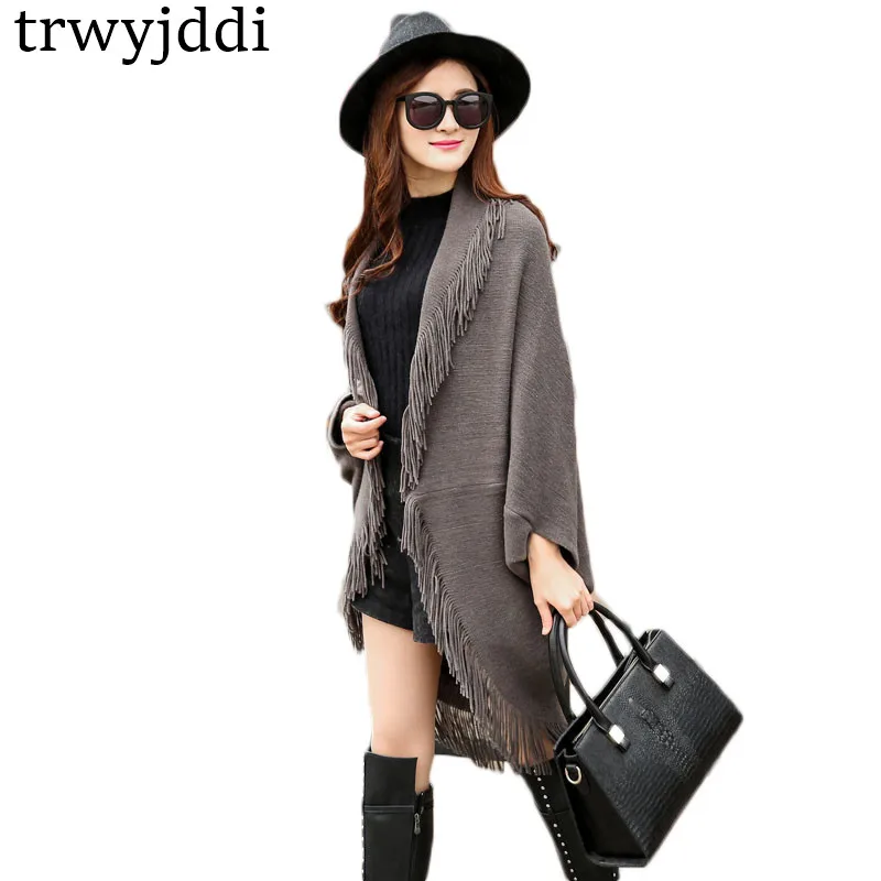 

2018 Spring Women Oversized Wool Cardigans Sweater Knitted Bat Sleeve Shawl Poncho Loose Irregular Fringe Cardigan Outside hl197
