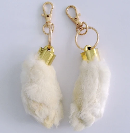 送料無料メタルキーホルダーお守りウサギ足キーホルダー幸運の贈り物 Gift Gifts Gifts Freegift Keychain Aliexpress