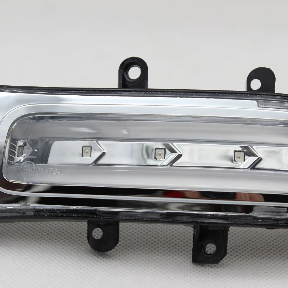 toyota Rearview Mirror light 9