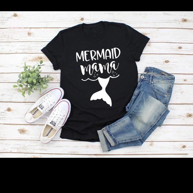 

Mermaid Mama T-Shirt Hipster Graphic Stylish Tee Casual Mermaid Birthday Mom Party Gift Tops Grunge goth Slogan young t shirts
