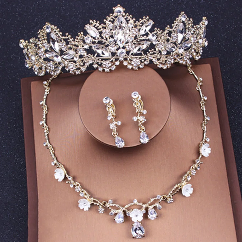 Tiara 3