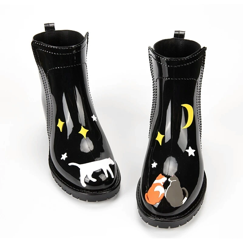 Rouroliu Women Fashion Casual Rainboots Non-Slip Waterproof Water Shoes Wellies Ankle Cartoon Rain Boots Woman RT311 Women's Shoes