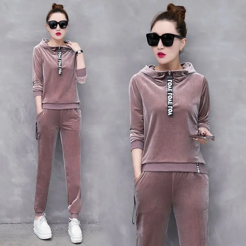 ladies warm tracksuits