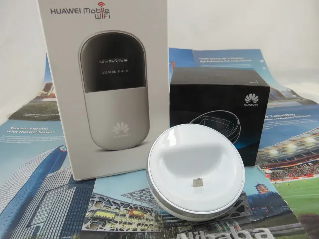 Открыл Huawei E586 21.6 Мбит/с 3G Беспроводной Wi-Fi роутера карман МИФИ маршрутизатор 3G модем с док-станции