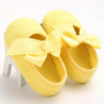 

New newborn baby girl cute sweet bow lace wrinkled shoes soft bottom non-slip elastic band shoes toddler baby toddler shoes