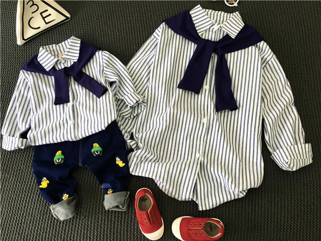 Одежда для мамы и сына, одинаковые рубашки для семьи в джентльменском стиле, одежда для мамы и дочки, полосатая блузка с бабочкой «Мама и Медведь»