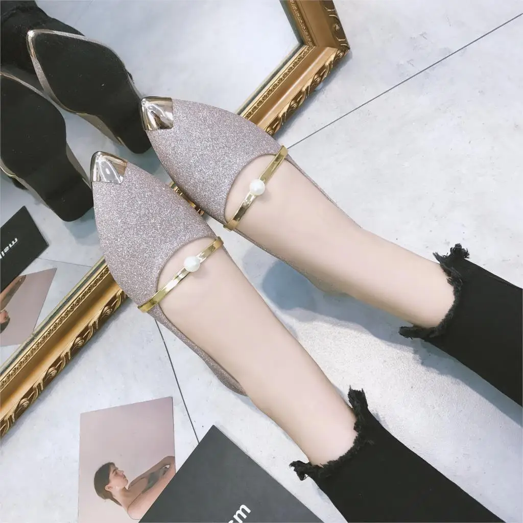 Весна Bling Женские туфли лодочки с узкими носками золотого цвета Туфли Мэри Джейн
