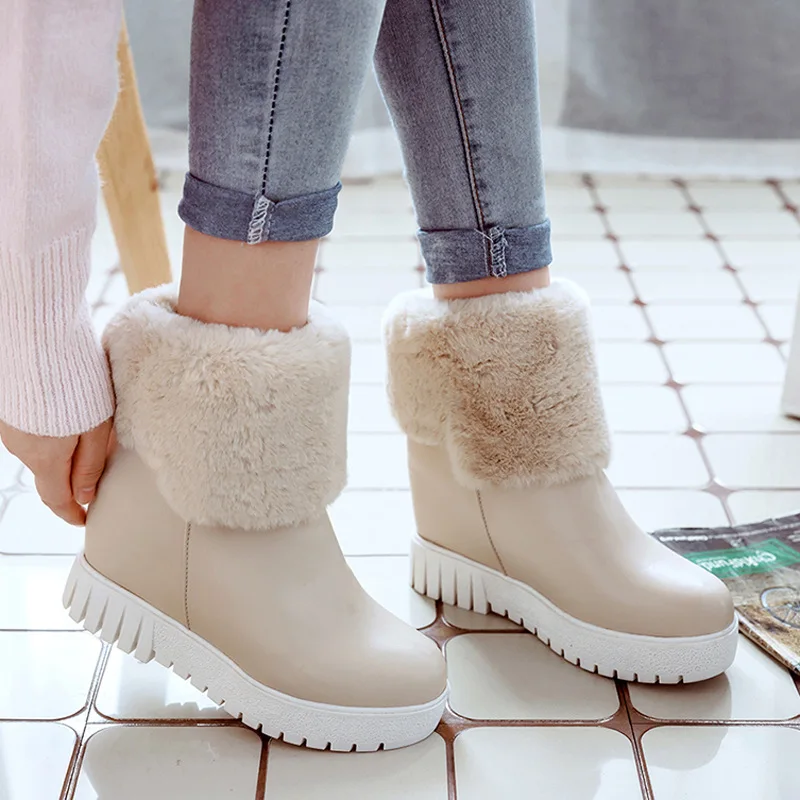 

2018 winter new wedge with boots European and American waterproof platform warm snow boots fashion large size women's boots.